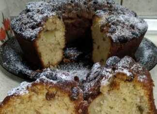 κέικ γιαουρτιού με σταφίδες και μήλα