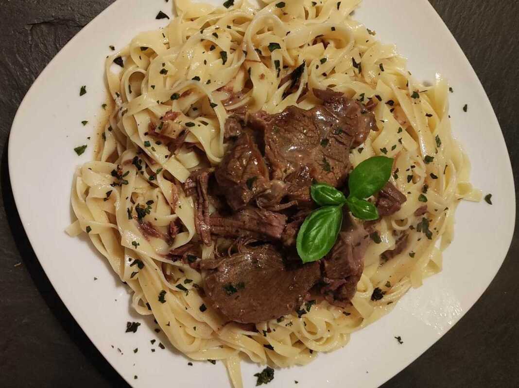 Μοσχαράκι λεμονάτο