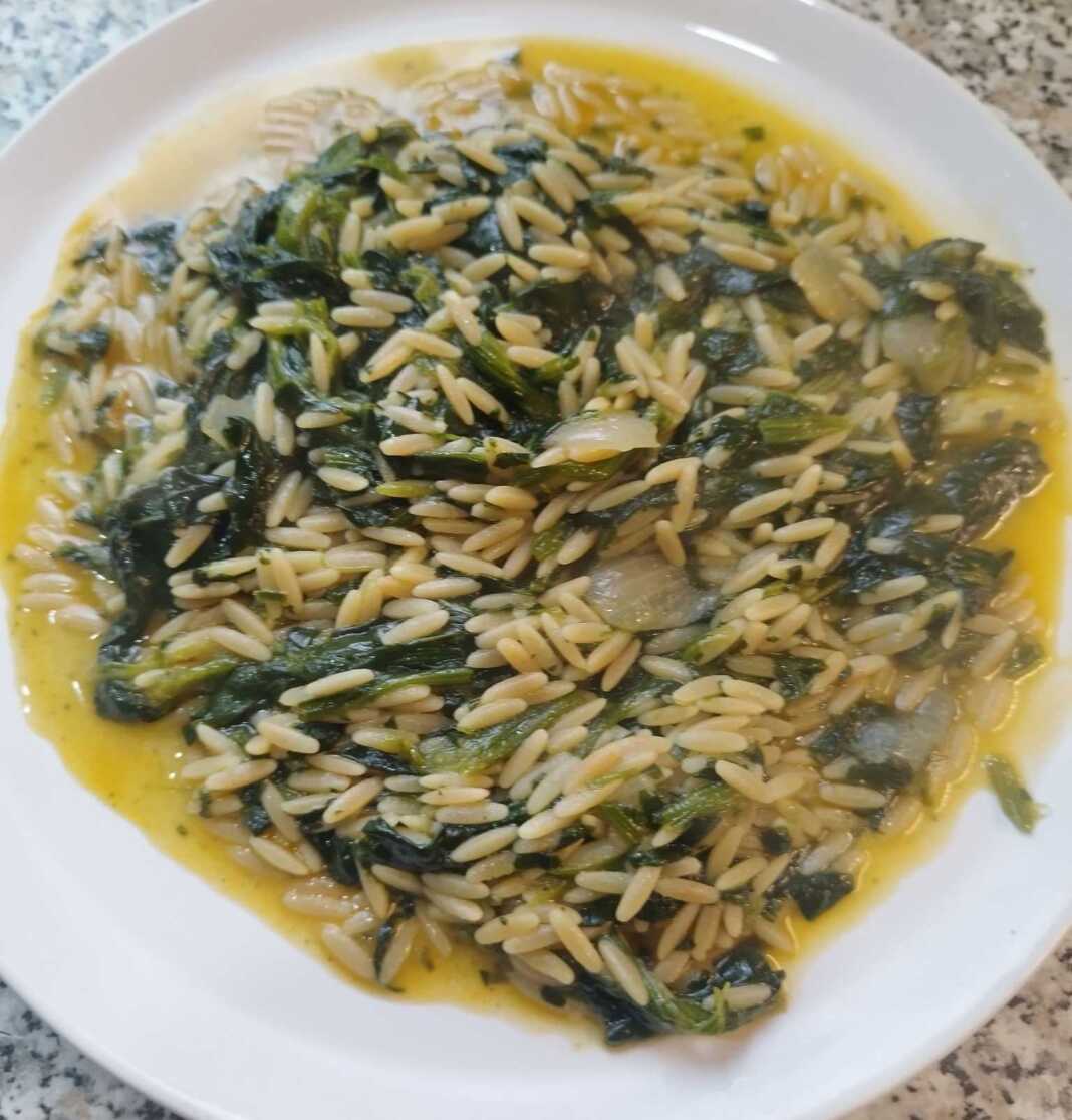 Κριθαρότο με Σπανάκι