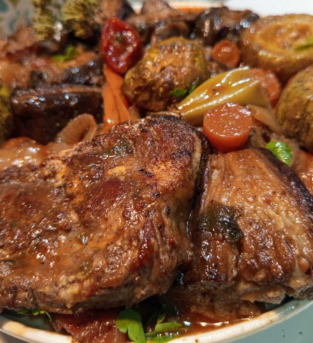 Μπριάμ με χοιρινά μπριζολάκια