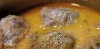 Λαχανοντολμάδες με λάχανο τουρσί