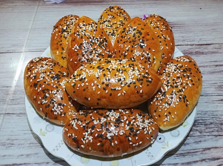 Πατατόπιτες στο φούρνο με κρεμμύδι και μπέικον