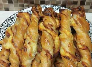 Σφολιατίνια με τυρί κρέμα και ενταμ σφολιατίνια με τυρί κρέμα και ένταμ