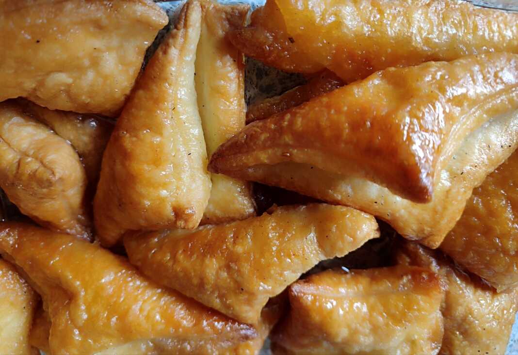 Σιροπιαστά Τριγωνάκια