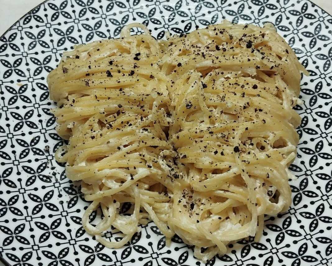 σκορδομακαροναδα