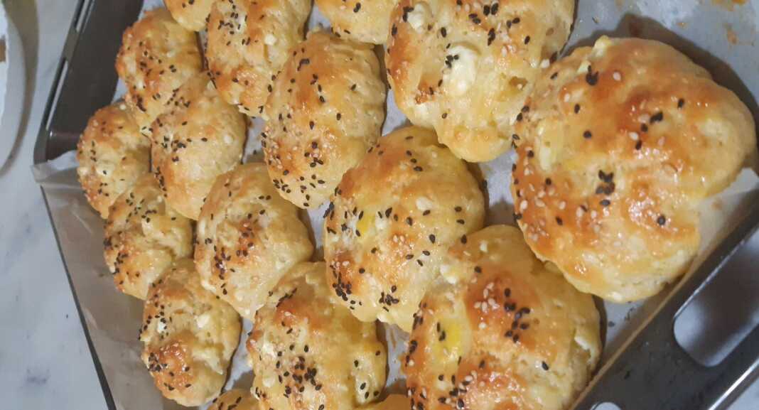 Tυροπιτάκια παραλίας