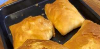 Τυροπιτάκια με την πιο τραγανή σπιτική ζύμη φύλλου