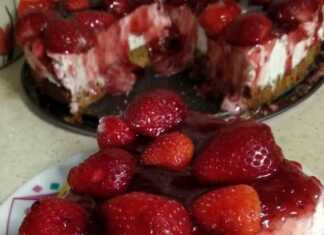 τσιζκέικ με φράουλα