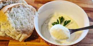 Βούτυρο σκόρδου Βούτυρο σκόρδου