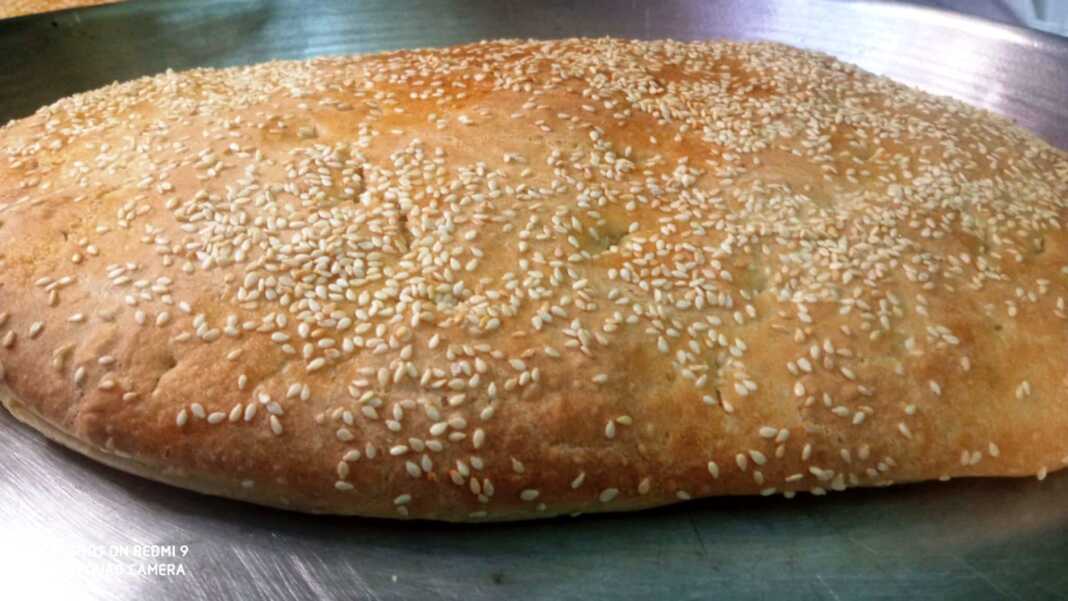 lagana paspartou xilo Λαγάνα με τον Πασπαρτού Χυλό