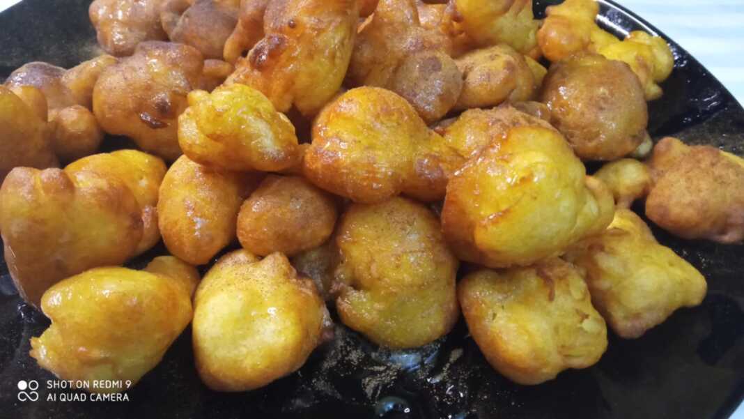 Λουκουμαδάκια με δύο υλικά