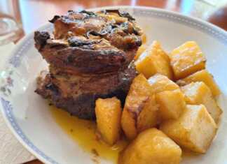 Πανσέτες γεμιστές με κεφτεδάκια και πατάτες φούρνου