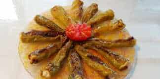 Πιπεριές στο φούρνο γεμιστές με τυριά