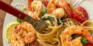 Γαριδομακαροναδα