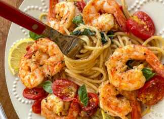 Γαριδομακαροναδα