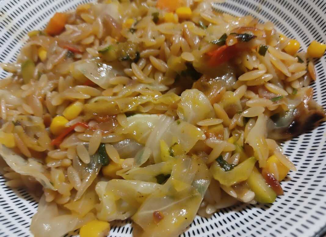 κριθαράκι με λαχανικά