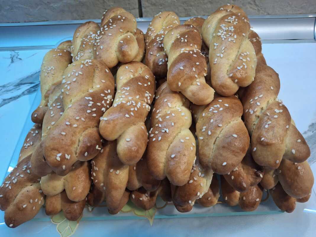 τσουρεκάτα κουλουράκια