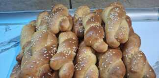 τσουρεκάτα κουλουράκια