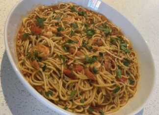 Γαριδομακαρονάδα