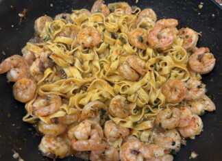 λιγκουίνι με γαρίδες