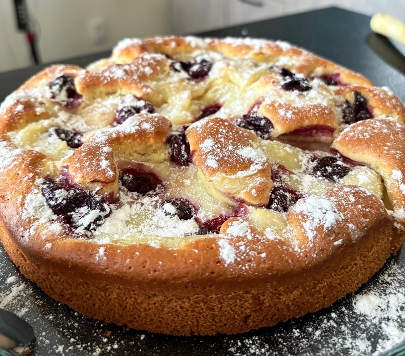 keik krema kerasia Κέικ με κρέμα