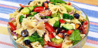 Σαλάτα ζυμαρικών με φέτα και λαχανικά