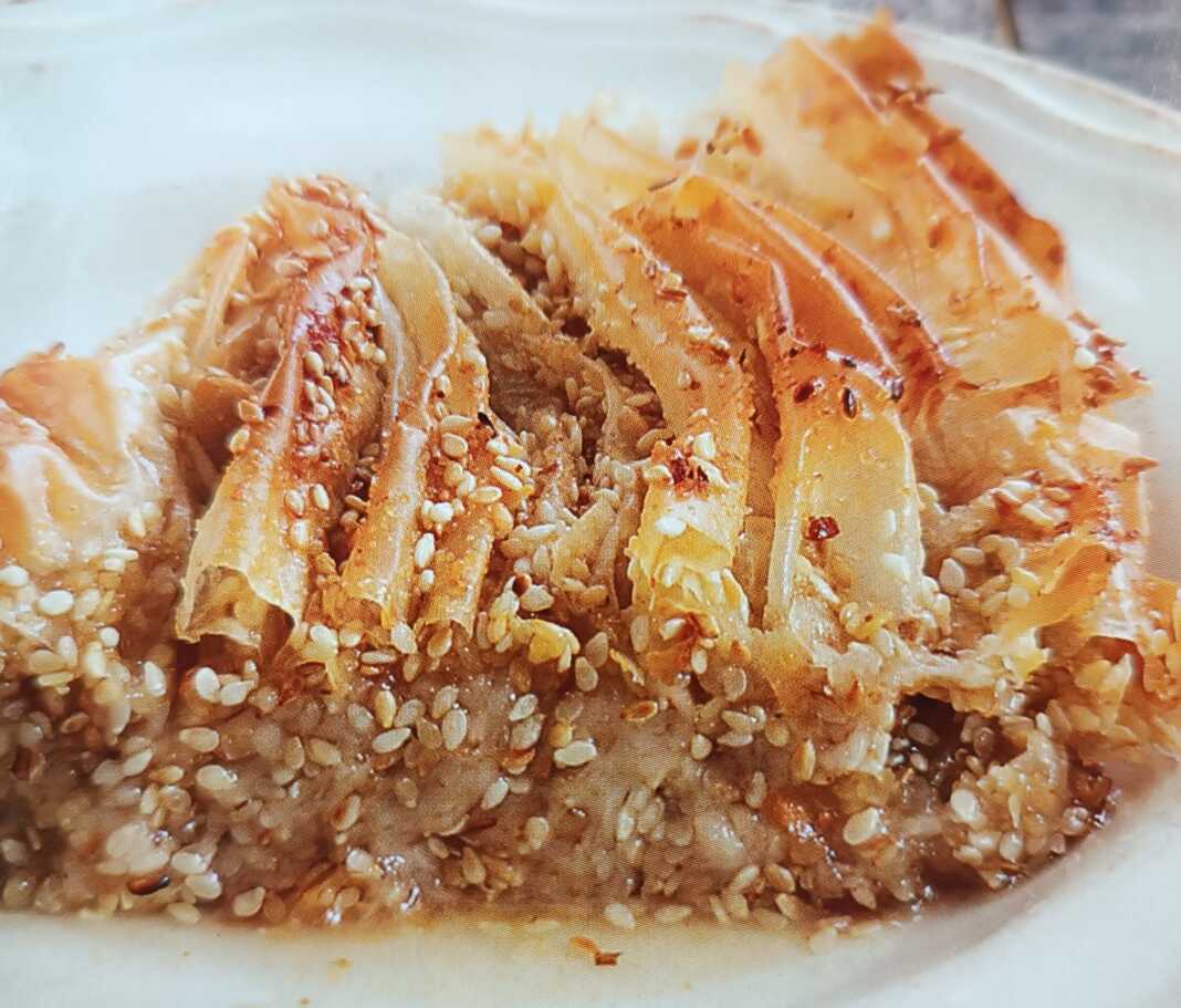 siropiasti sousamopita Σιροπιαστή Σουσαμόπιτα