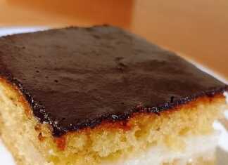 Σπιτικό κοκ ταψιού με παντεσπάνι, κρέμα και σοκολατένιο γλάσο