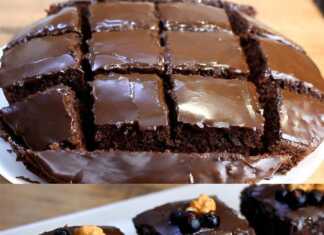 3 κομμάτια σκούρο σοκολατένιο μπράουνι με γυαλιστερό σοκολατένιο γλάσο από πάνω, σερβιρισμένο σε ένα πιάτο.