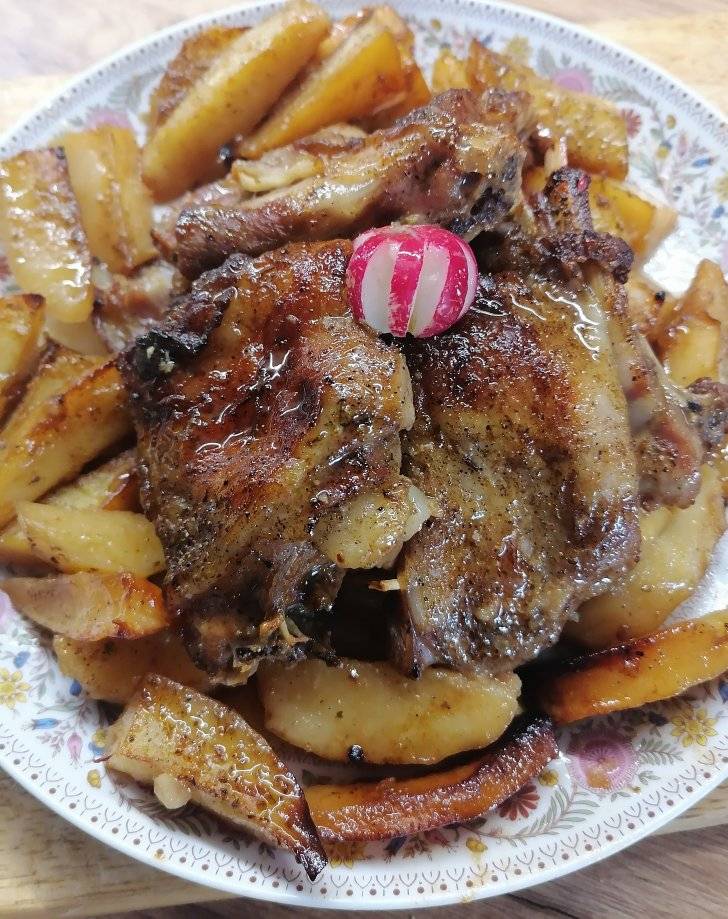 katsikaki loukoumi foyrno Κατσικάκι στο Φούρνο