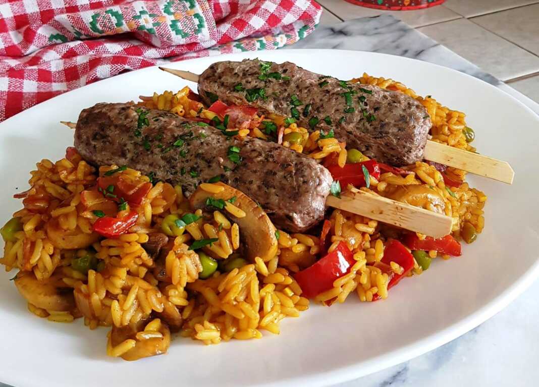 Κεφτέδες αρνιού με ρύζι