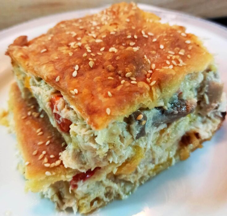 Κοτόπιτα με Μπεσαμέλ, Φύλλο Κουρού και Σουσάμι