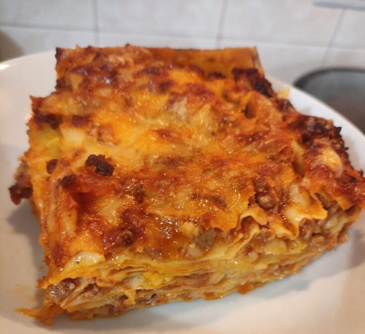 Λαζάνια με Κιμά και Μπεσαμέλ