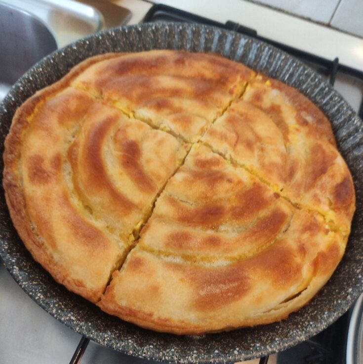 Τραβηχτή Τυρόπιτα 