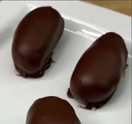 Γλυκάκι με 3 υλικά χωρίς ζάχαρη