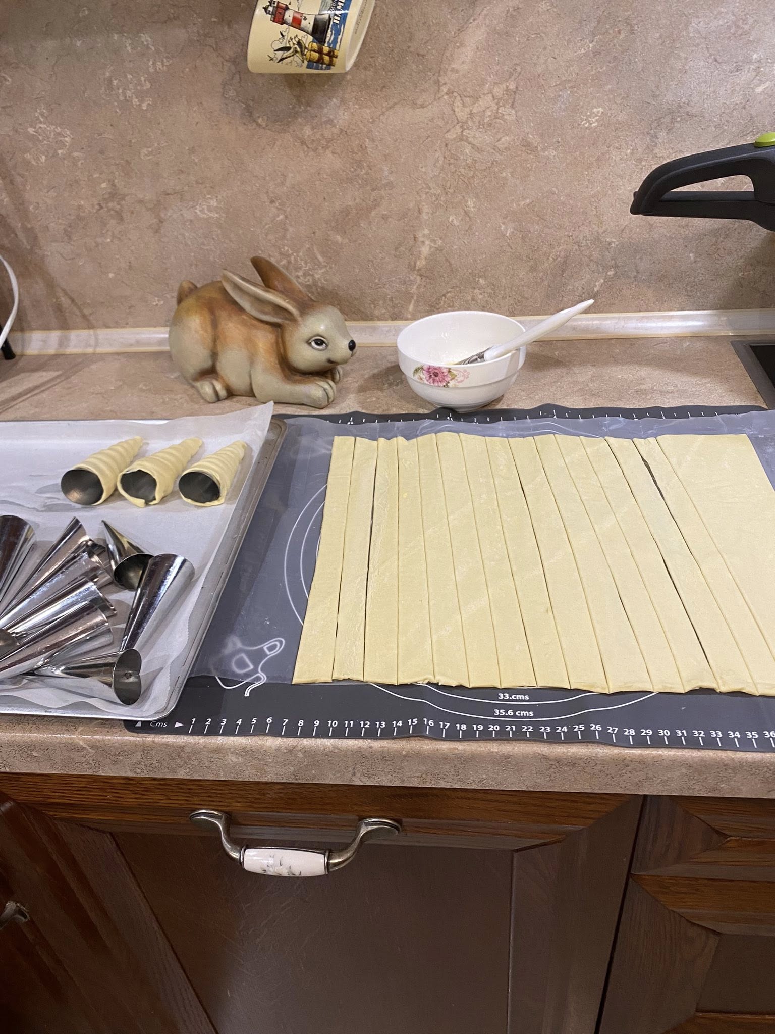 Σφολιάτα κομμενη σε λωριδες