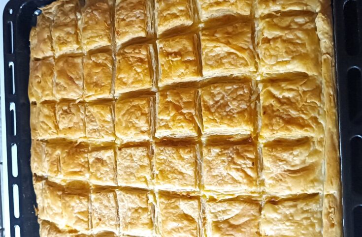 Χειροποίητη Τυρόπιτα