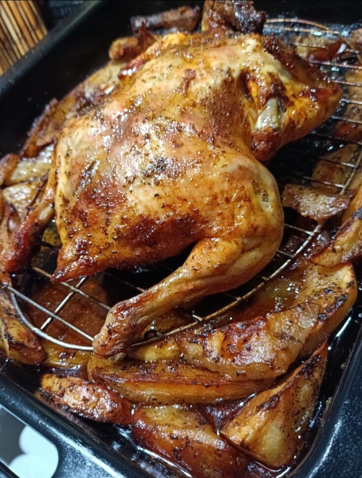 Κοτόπουλο με πατάτες στο φούρνο