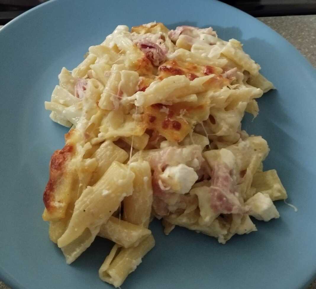 makaronia ogkraten me mpeikon tiria Μακαρόνια ογκρατέν με μπέικον και τυριά