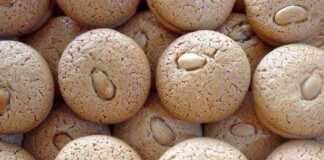 Έτοιμοι εργολάβοι στο ταψί, με τέλειο στρογγυλό σχήμα