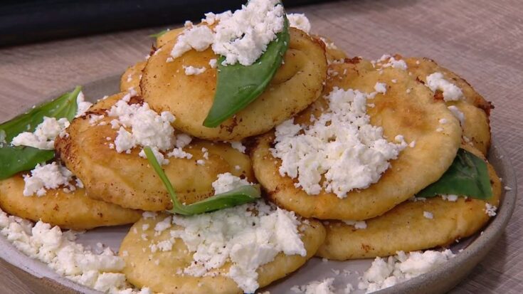 κατιμέρια γεμιστά Με τυρι απο επάνω