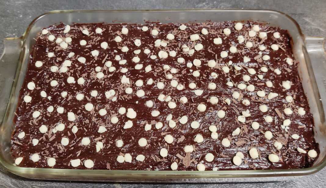 pasta mpiskotou1 Πάστα μπισκότου με σοκολάτα χωρίς ψήσιμο