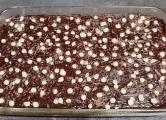 Πάστα μπισκότου με σοκολάτα χωρίς ψήσιμο