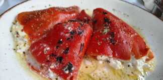 πιπεριές Φλωρίνης γεμιστές με φέτα, ορεκτικό, μεζές, συνταγή με φέτα, ψητές πιπεριές