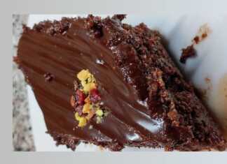 σοκολατοκαρυδόπιτα σιροπιαστή