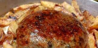 Ένας ολόκληρος, ψημένος Τζιγεροσαρμάς Θρακιώτικος σε ταψί με κυδωνάτες πατάτες