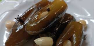 Γλυκό Κουταλιού Μελιτζανάκι σερβιρισμένο σε γυάλινο μπολ.