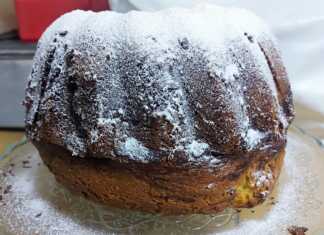 Κλασσικό Κέικ Μαρμπρέ: Τούμπανο και Αφράτο με Λάδι και Βούτυρο! Μαρμπρέ κέικ με το χαρακτηριστικό σχέδιο σοκολάτας και βανίλιας.