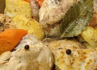 Νόστιμο Λεμονάτο Κοτόπουλο στην κατσαρόλα με πατάτες.