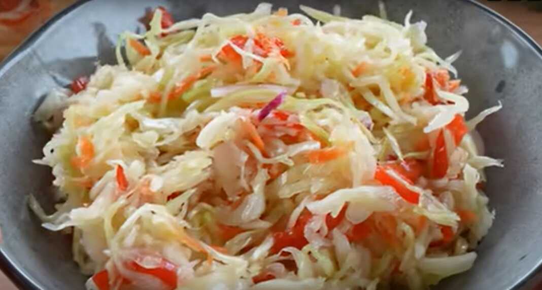 marinarismeni salata Τραγανή Λαχανοσαλάτα Τουρσί